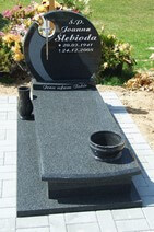 Nagrobki Katarzyńska granitowy pojedynczy pomnik